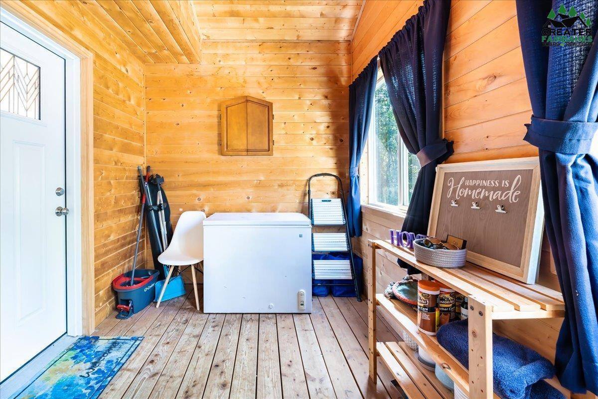 2354 Riddle Court, North Pole, AK 99705