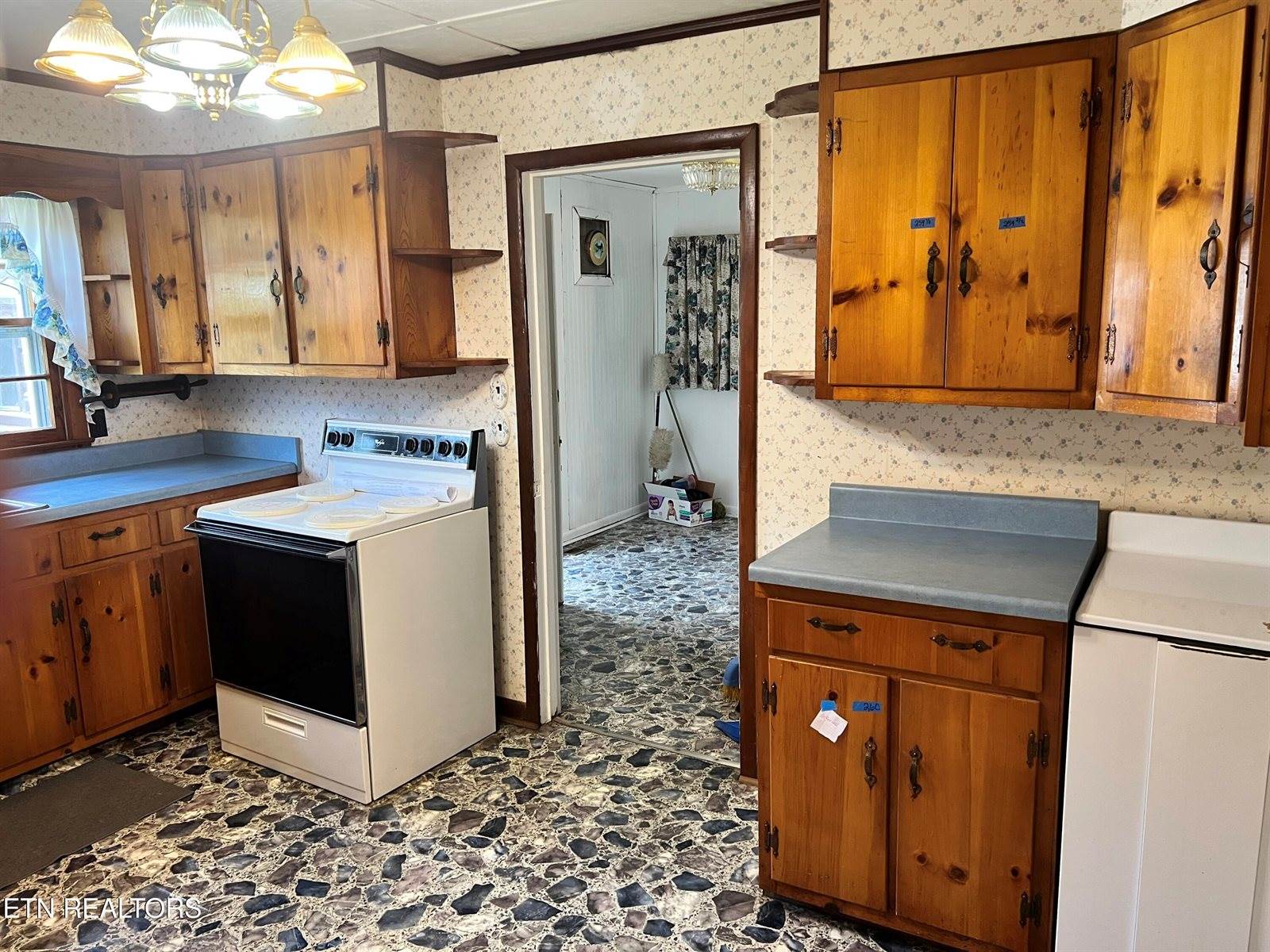 1517 County Road 250, Niota, TN 37826