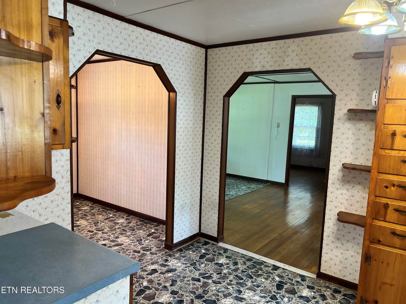 1517 County Road 250, Niota, TN 37826