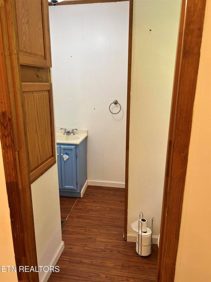 1517 County Road 250, Niota, TN 37826