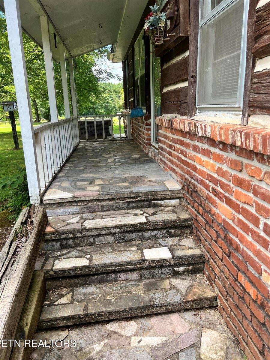 1517 County Road 250, Niota, TN 37826