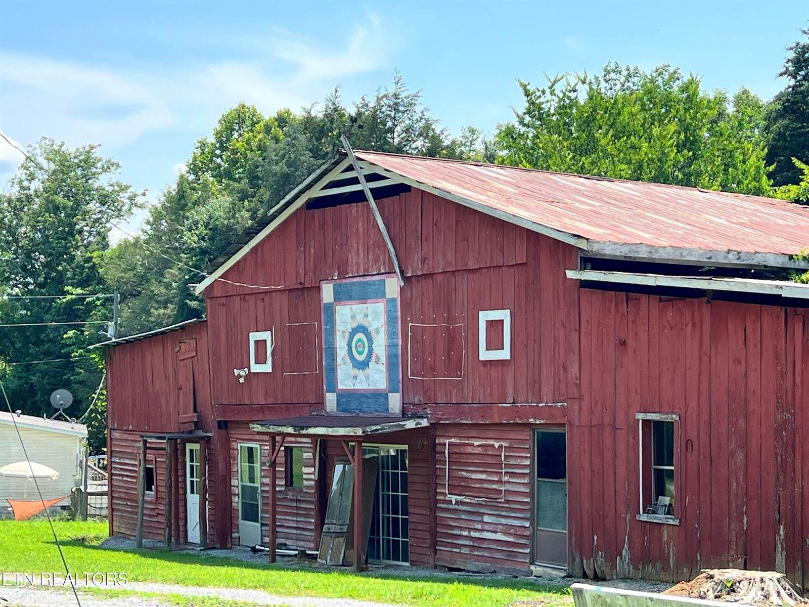 1517 County Road 250, Niota, TN 37826