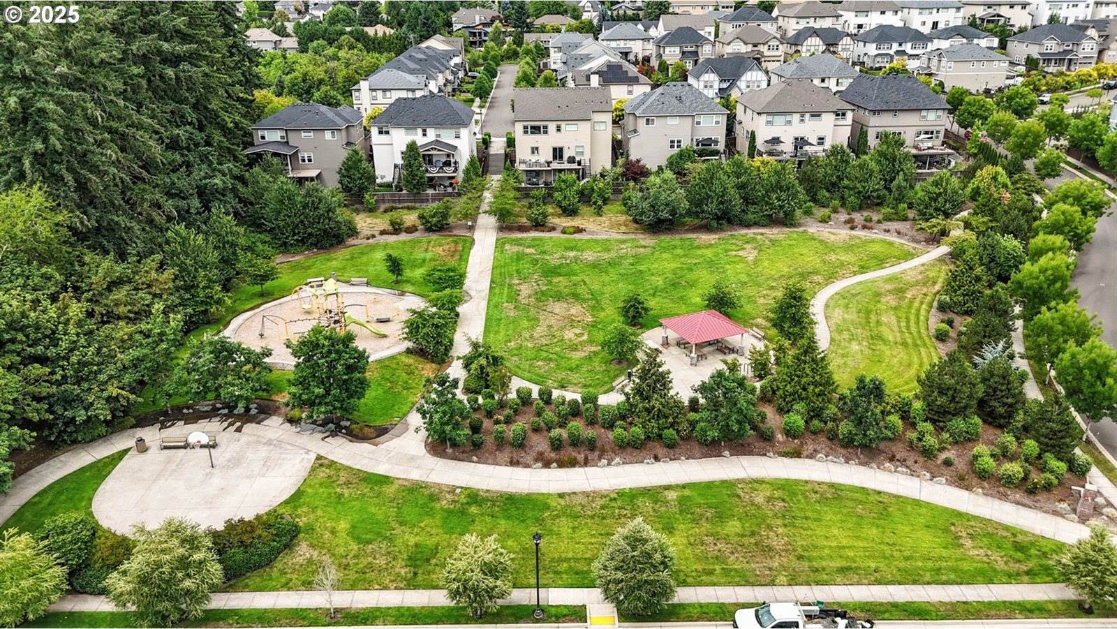 15261 SW Seine Dr, Tigard, OR 97224