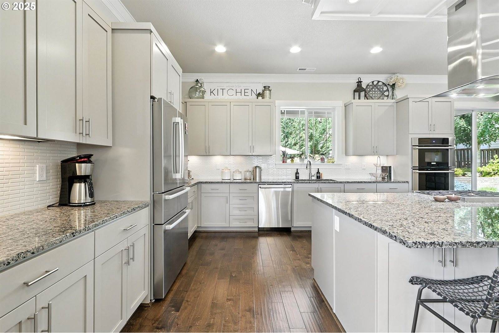 15261 SW Seine Dr, Tigard, OR 97224