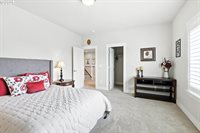 15261 SW Seine Dr, Tigard, OR 97224