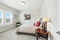 15261 SW Seine Dr, Tigard, OR 97224