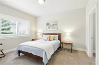 15261 SW Seine Dr, Tigard, OR 97224