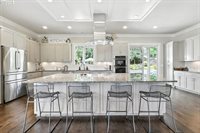 15261 SW Seine Dr, Tigard, OR 97224