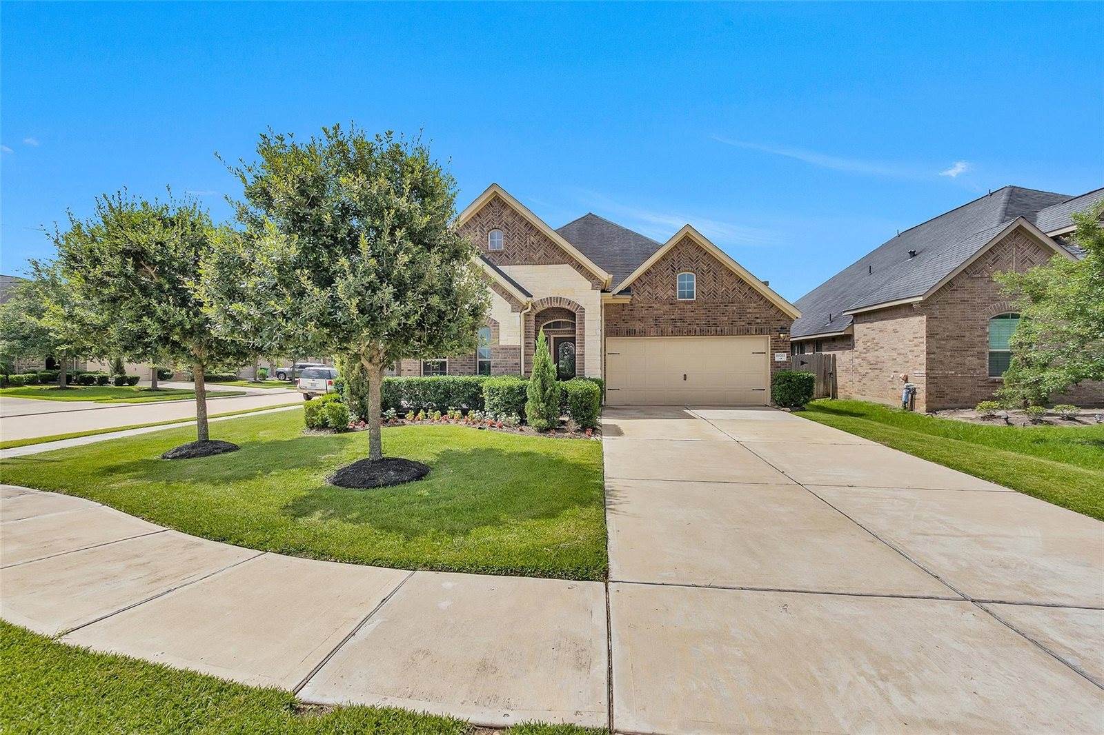 19703 Lakeside Pointe Court, Richmond, TX 77407