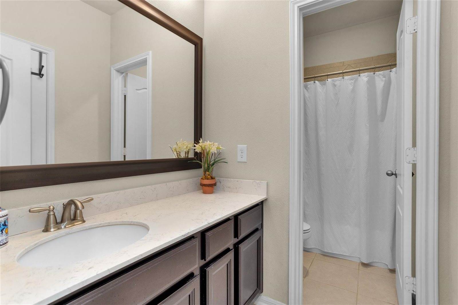 19703 Lakeside Pointe Court, Richmond, TX 77407