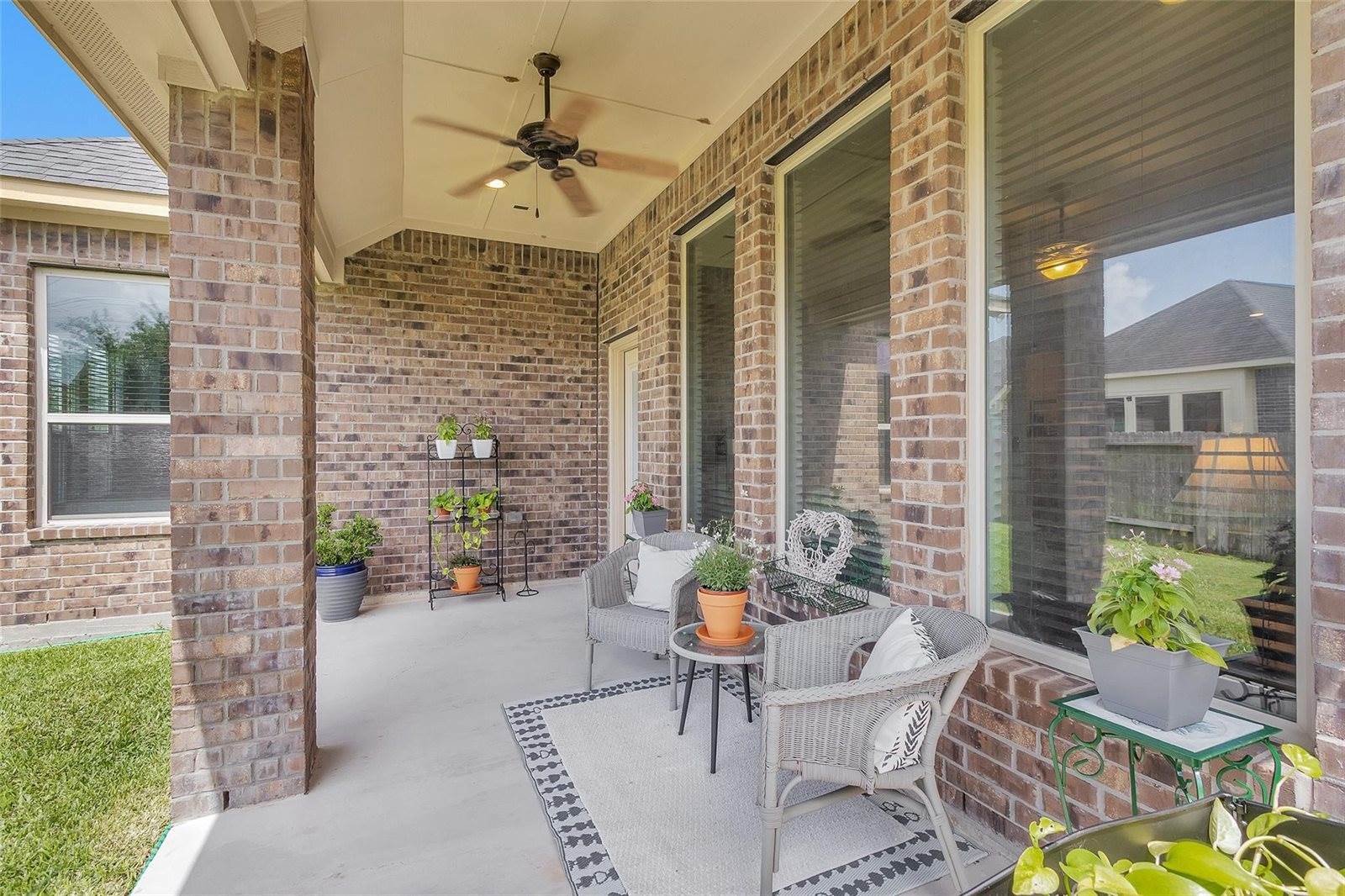 19703 Lakeside Pointe Court, Richmond, TX 77407