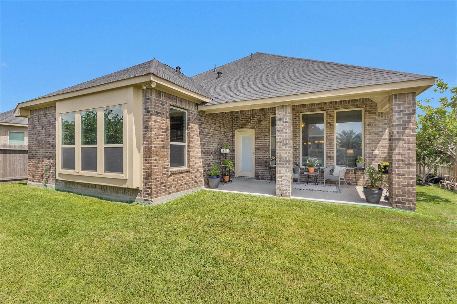 19703 Lakeside Pointe Court, Richmond, TX 77407