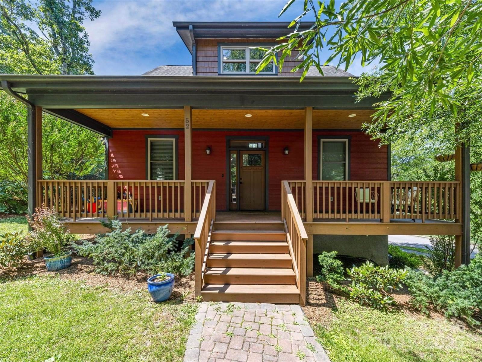 52 Pinedale Road, Asheville, NC 28805