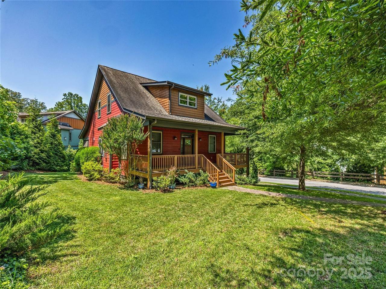 52 Pinedale Road, Asheville, NC 28805