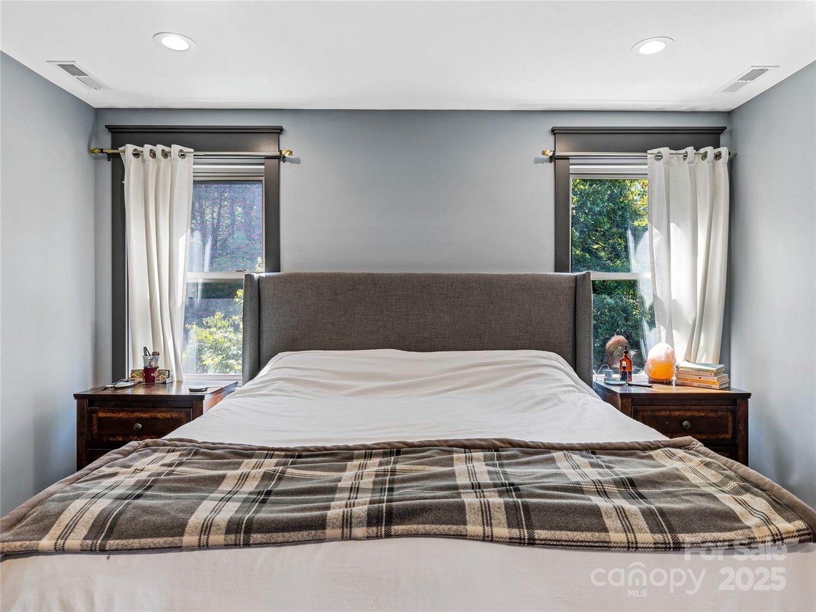 52 Pinedale Road, Asheville, NC 28805