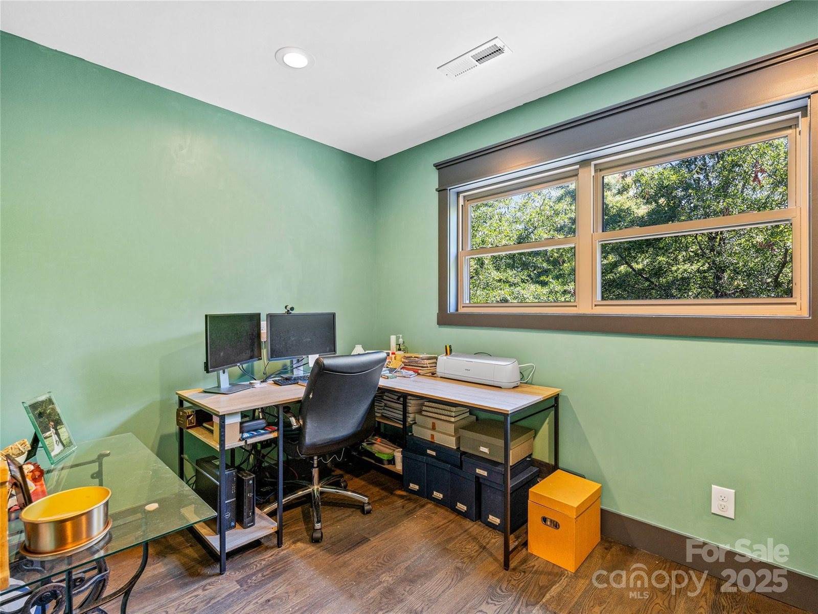 52 Pinedale Road, Asheville, NC 28805