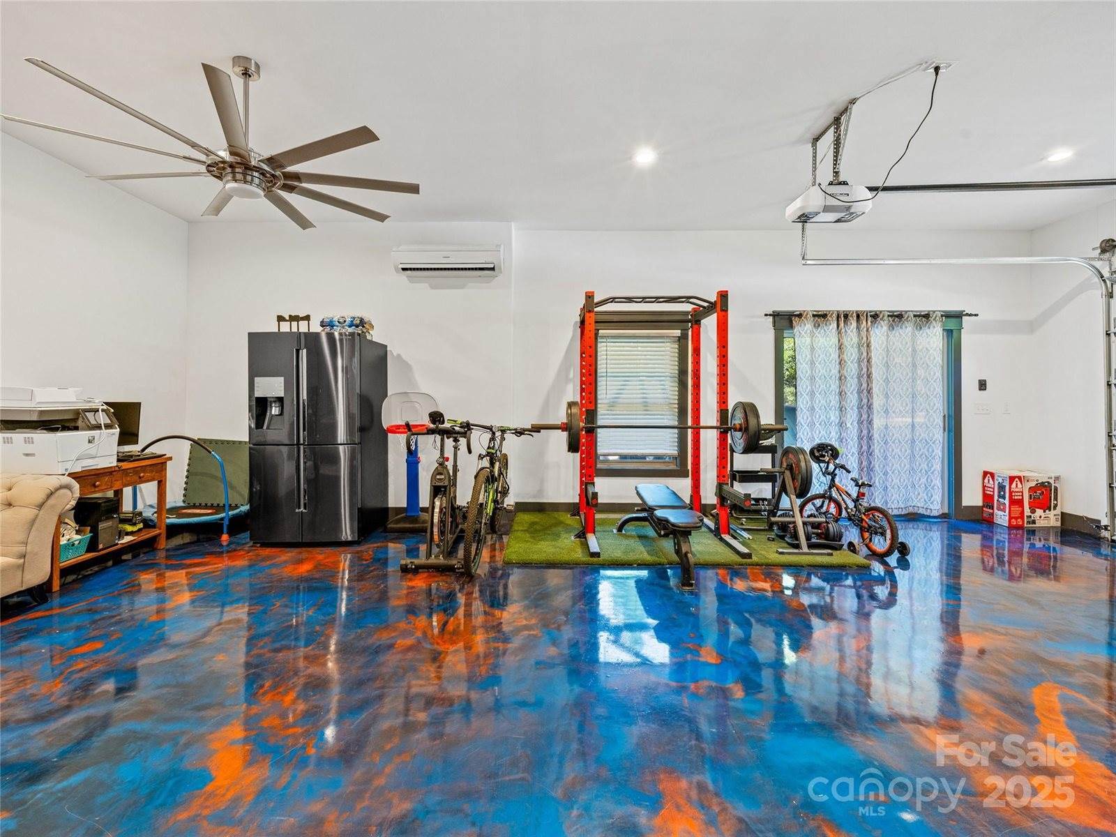 52 Pinedale Road, Asheville, NC 28805