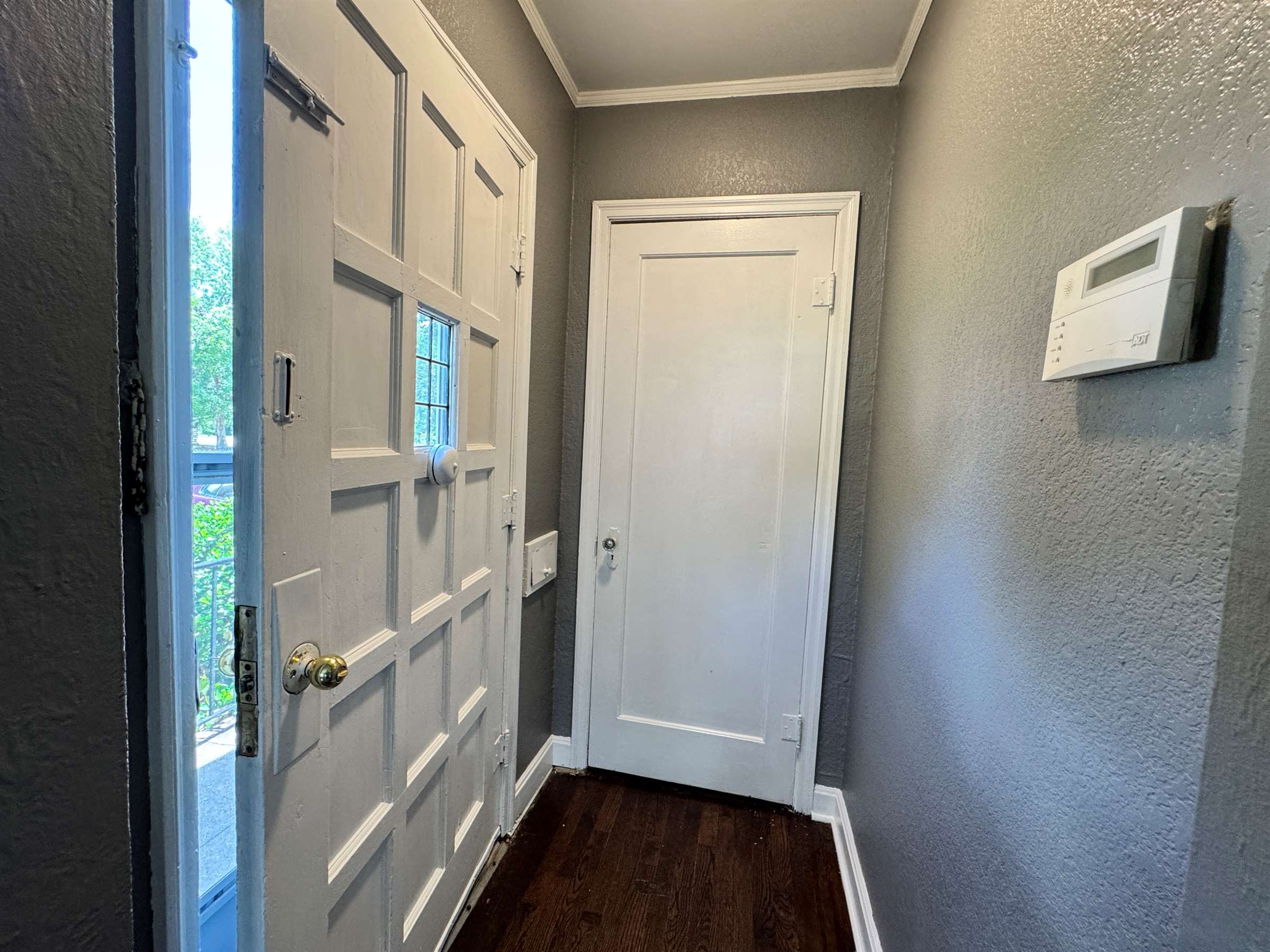 3105 SW Dorr ST, Topeka, KS 66604