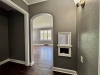 3105 SW Dorr ST, Topeka, KS 66604