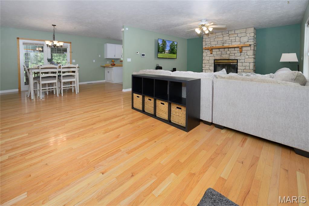 13974 Cherry Drive, Plato, MO 65552