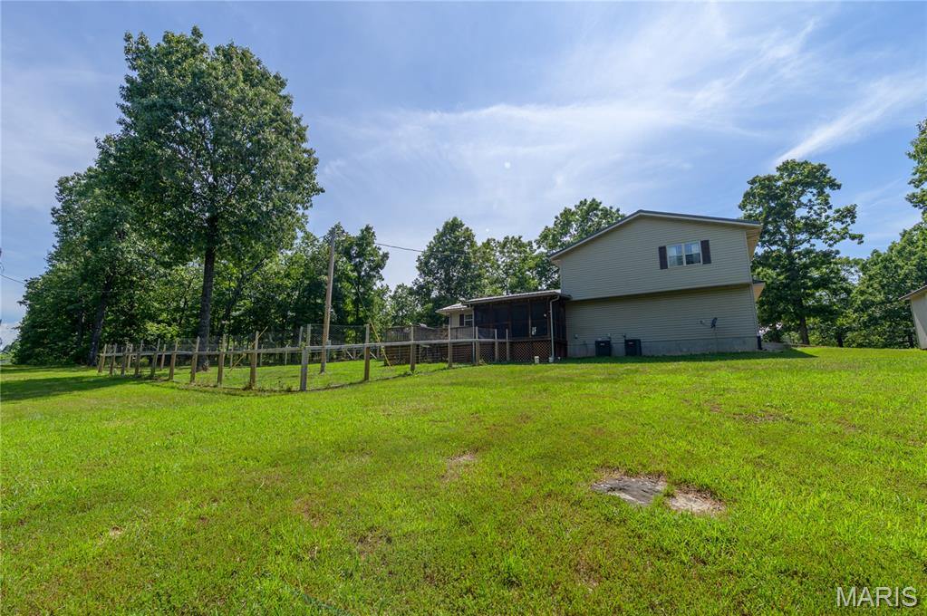 13974 Cherry Drive, Plato, MO 65552