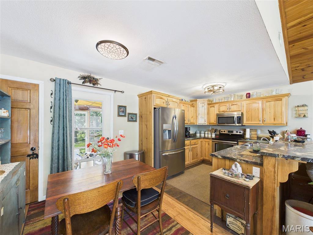 3628 Highway F, Salem, MO 65560