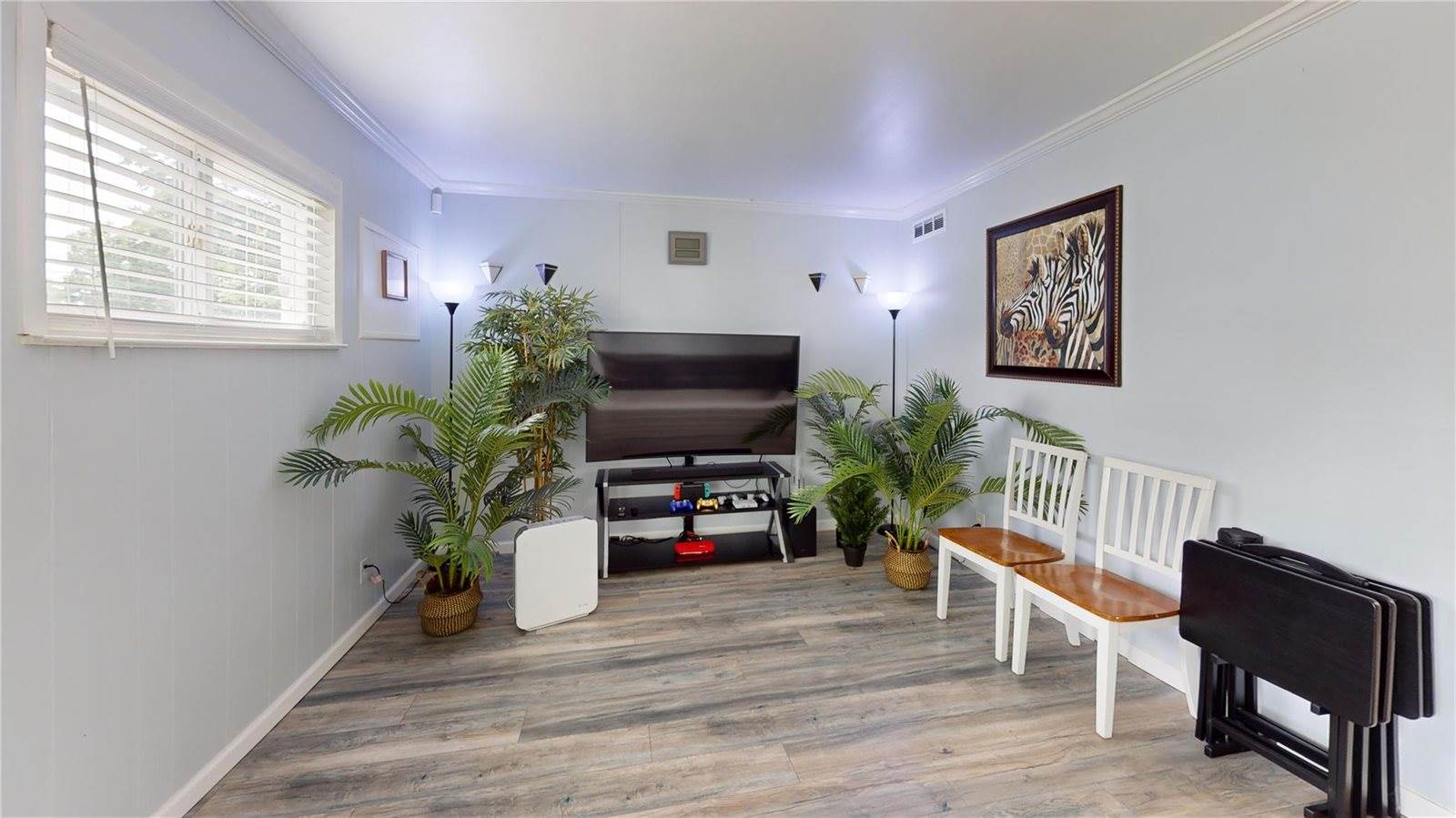 45 Tamarack Street, Islip, NY 11722