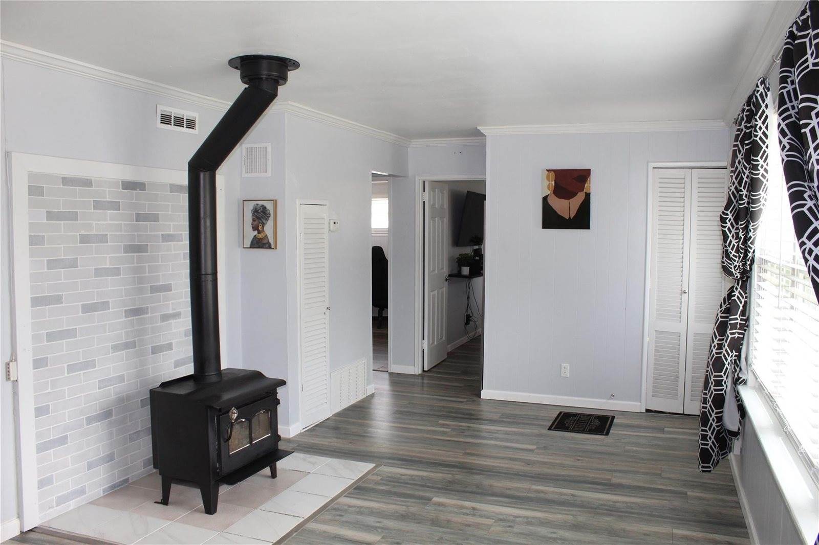 45 Tamarack Street, Islip, NY 11722