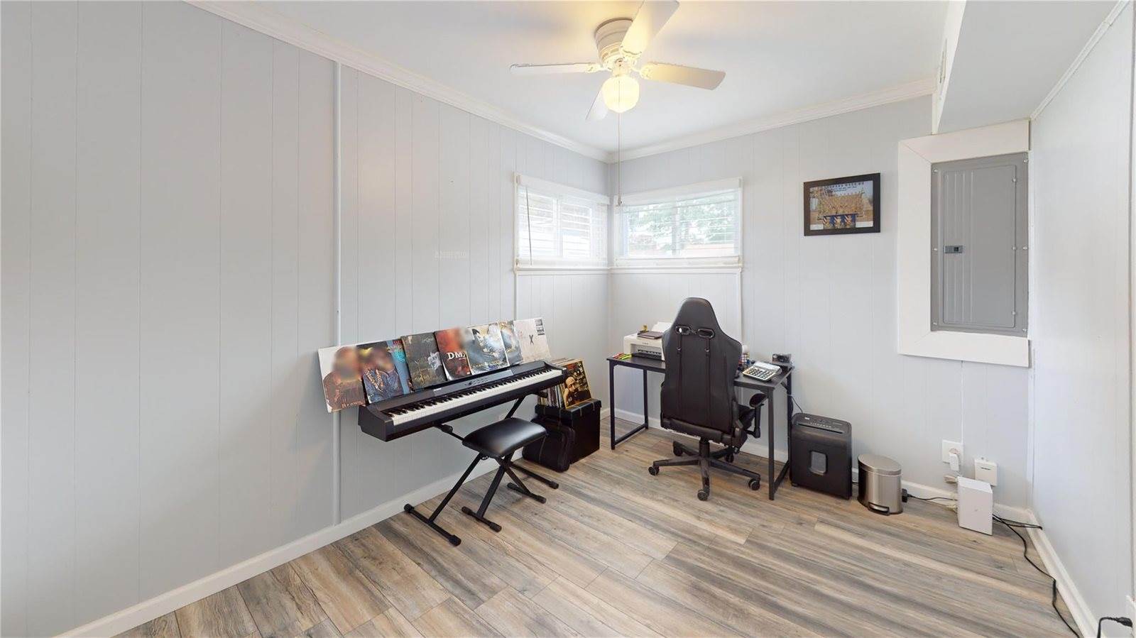 45 Tamarack Street, Islip, NY 11722