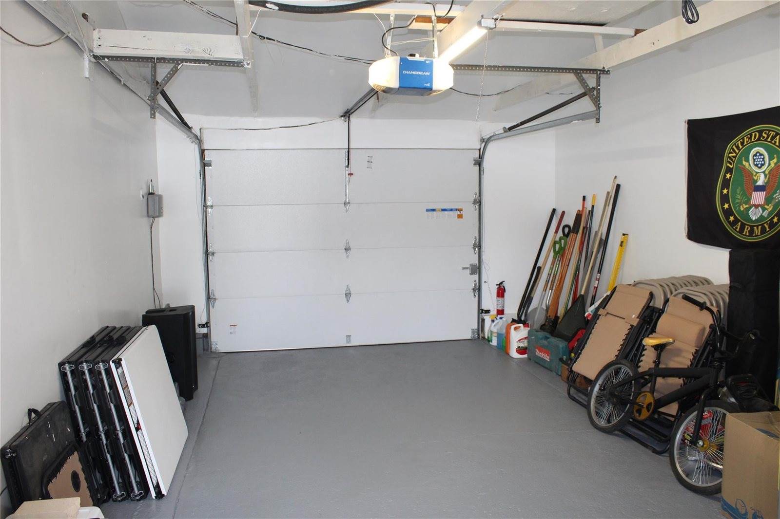 45 Tamarack Street, Islip, NY 11722