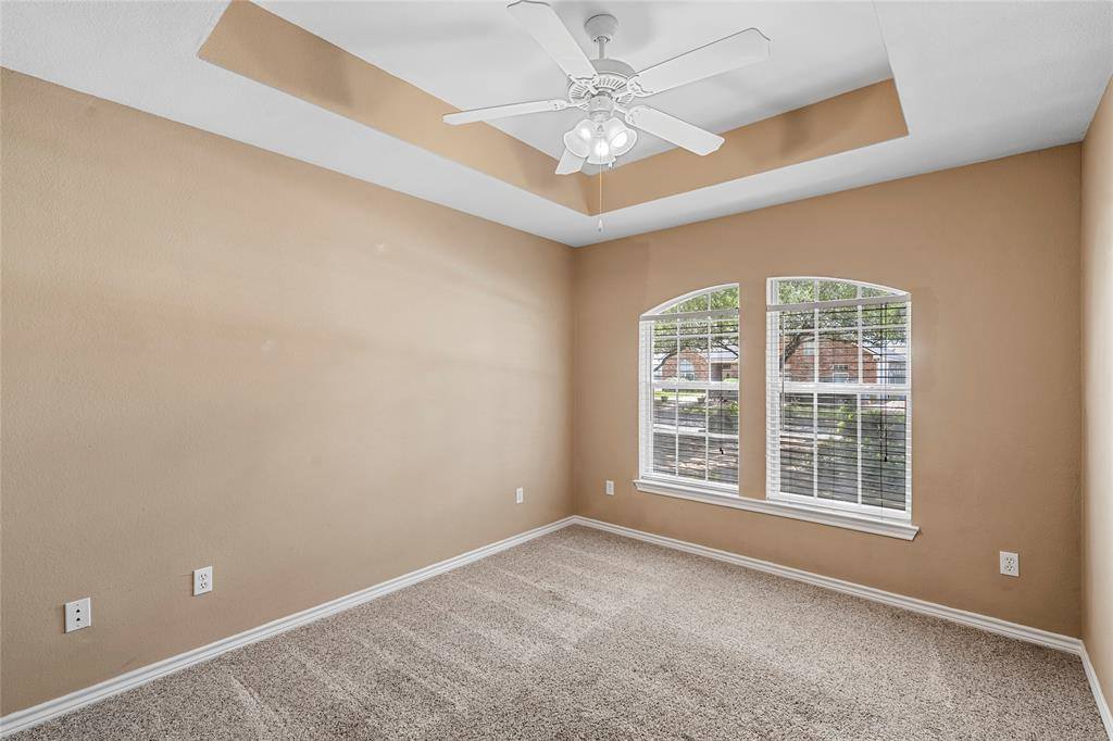 1204 Darbyton Drive, Hewitt, TX 76643