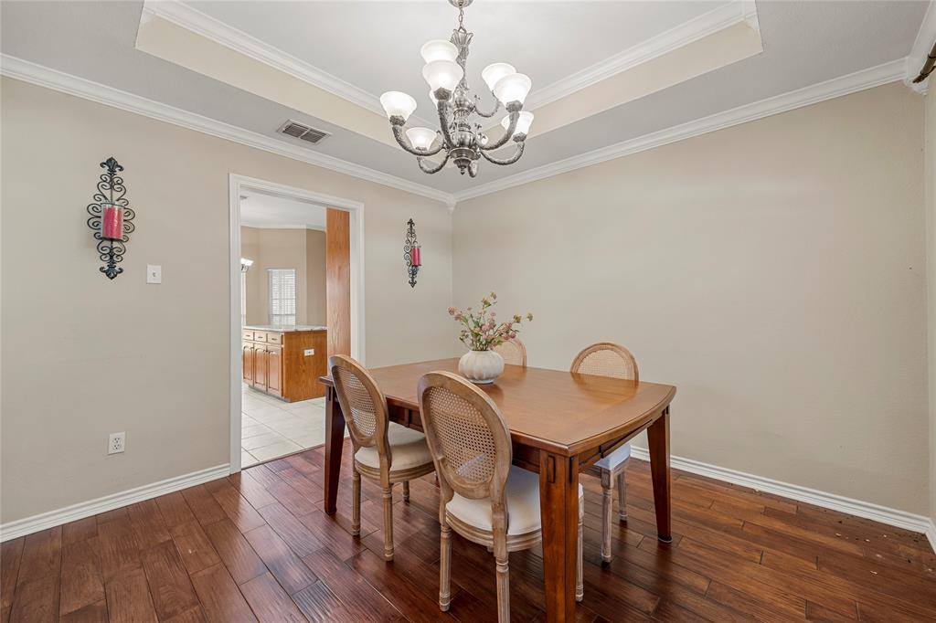 1204 Darbyton Drive, Hewitt, TX 76643