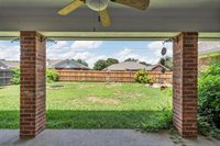 1204 Darbyton Drive, Hewitt, TX 76643