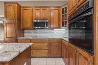 1204 Darbyton Drive, Hewitt, TX 76643