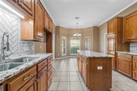 1204 Darbyton Drive, Hewitt, TX 76643