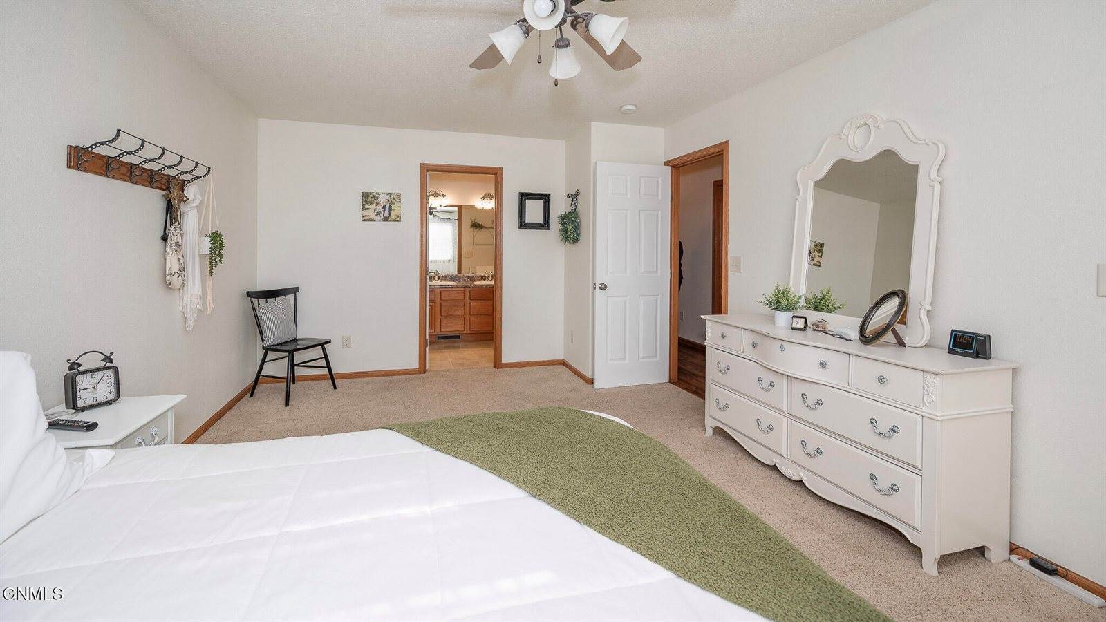 3616 Southridge Lane, Bismarck, ND 58504