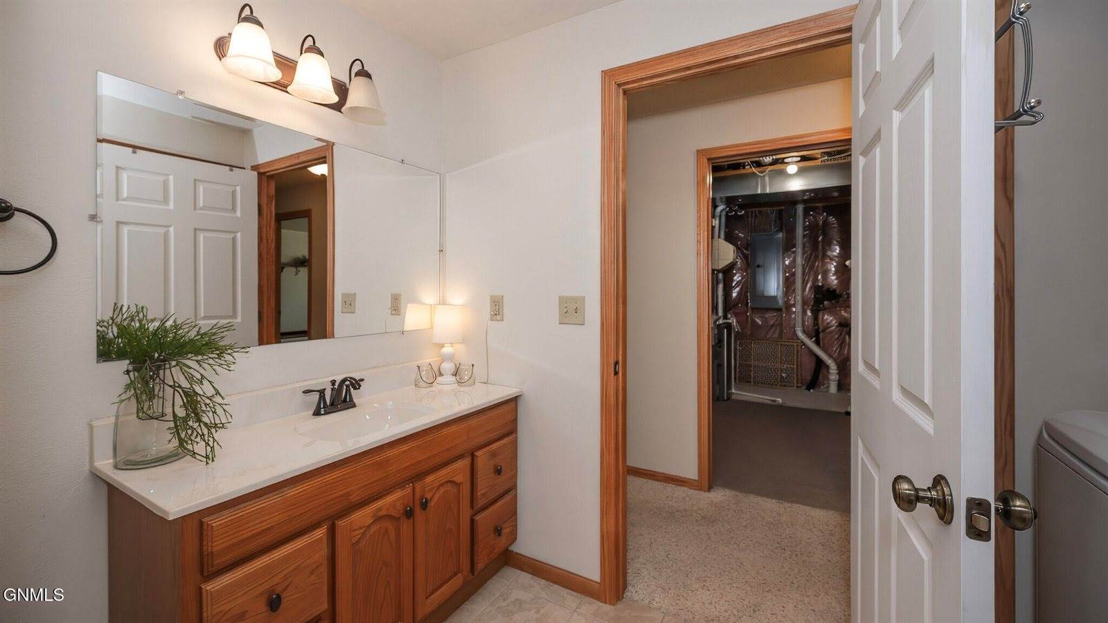 3616 Southridge Lane, Bismarck, ND 58504