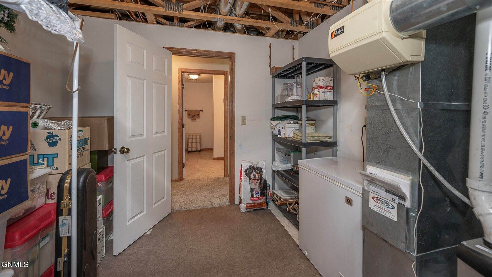 3616 Southridge Lane, Bismarck, ND 58504