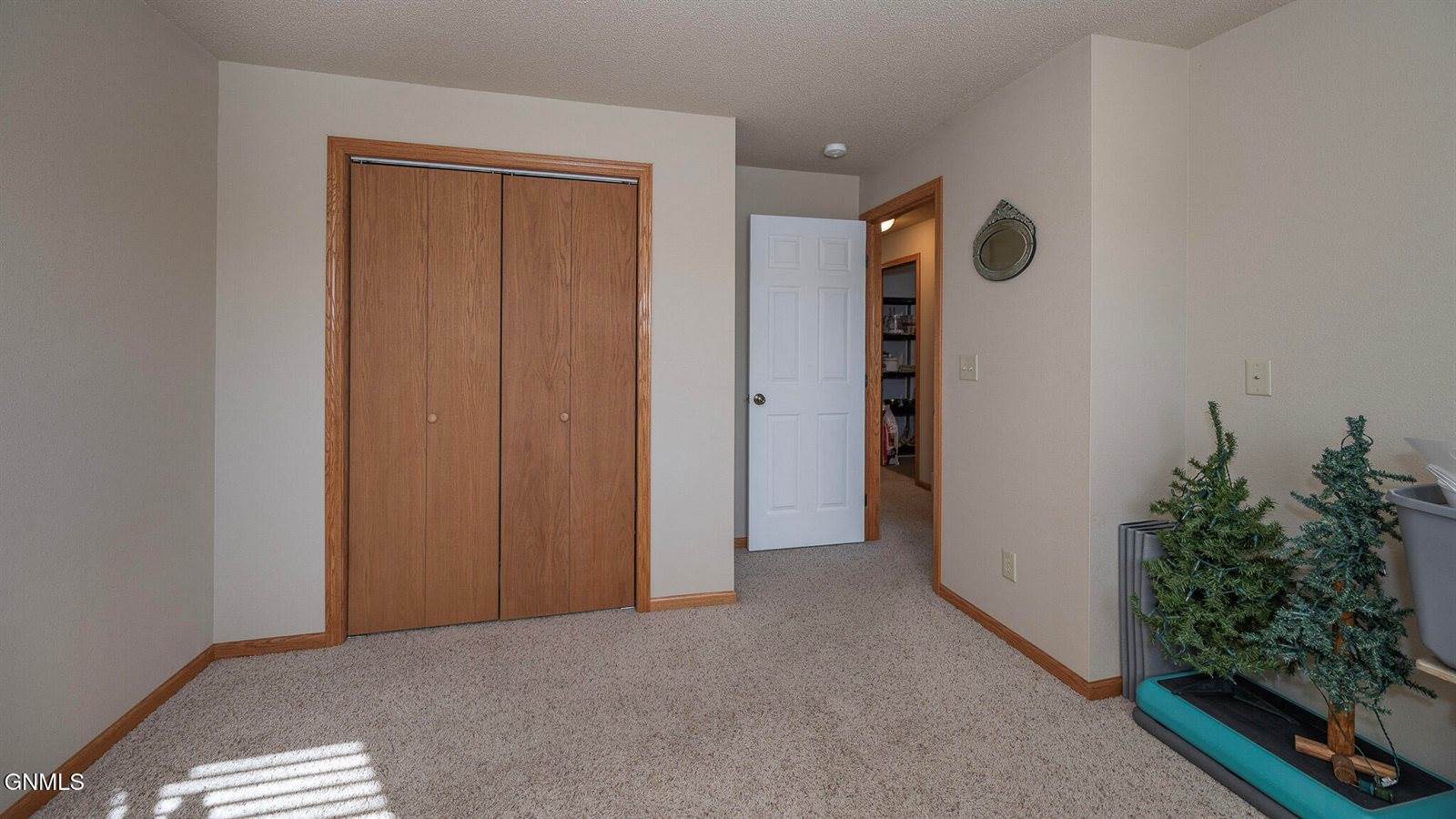 3616 Southridge Lane, Bismarck, ND 58504