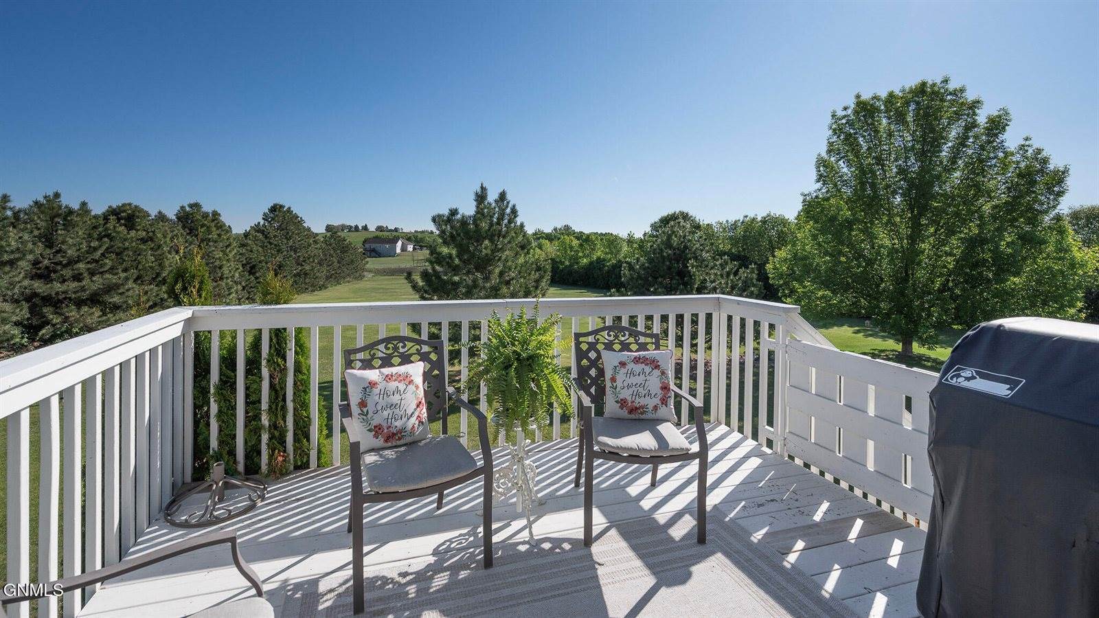 3616 Southridge Lane, Bismarck, ND 58504