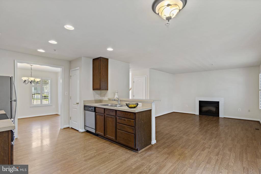 8701 Lindendale Drive, Laurel, MD 20707