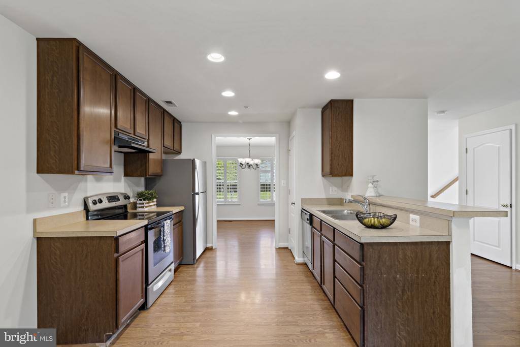 8701 Lindendale Drive, Laurel, MD 20707