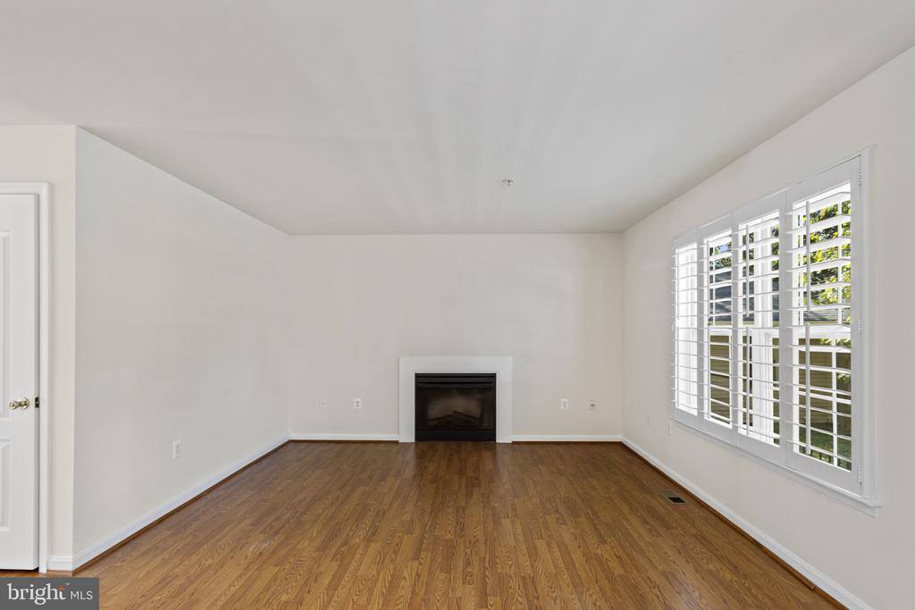 8701 Lindendale Drive, Laurel, MD 20707