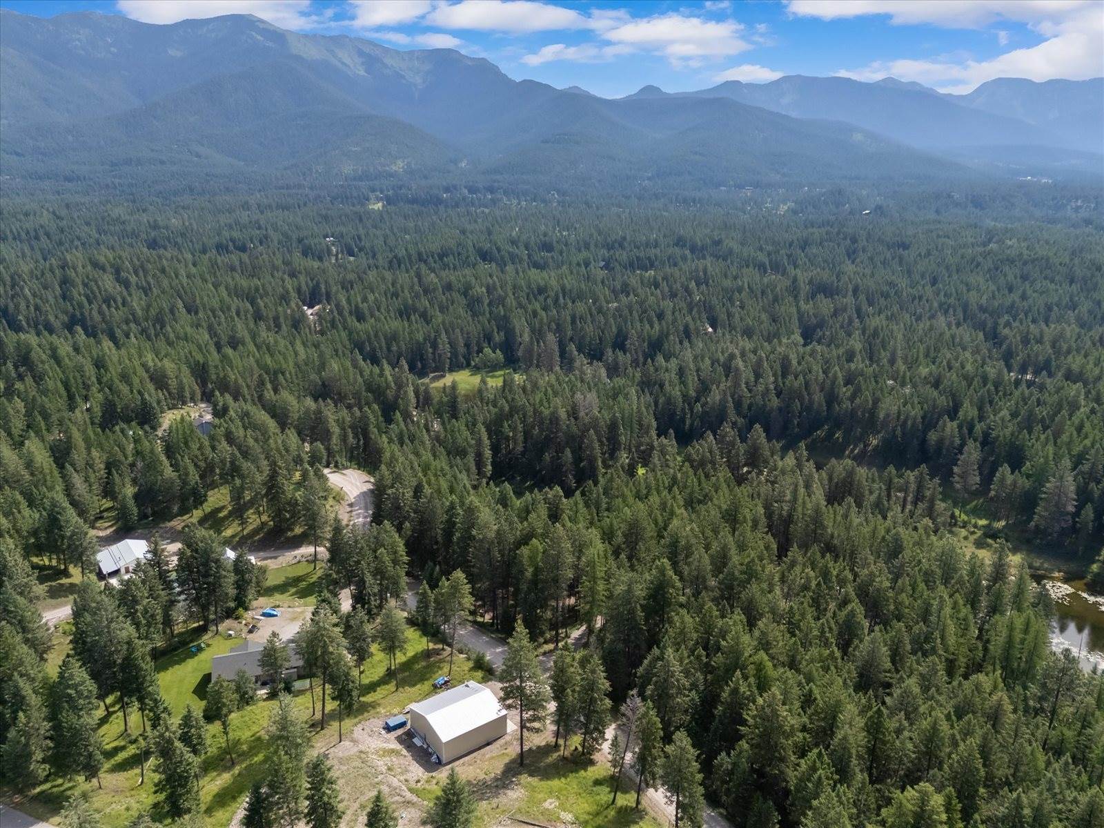 328 Kathy Lake Lane, Kalispell, MT 59901