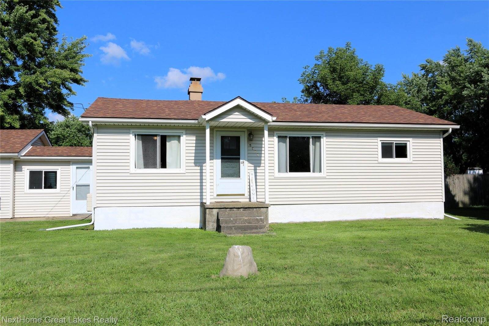 5389 Robin Drive, GrandBlanc, MI 48439