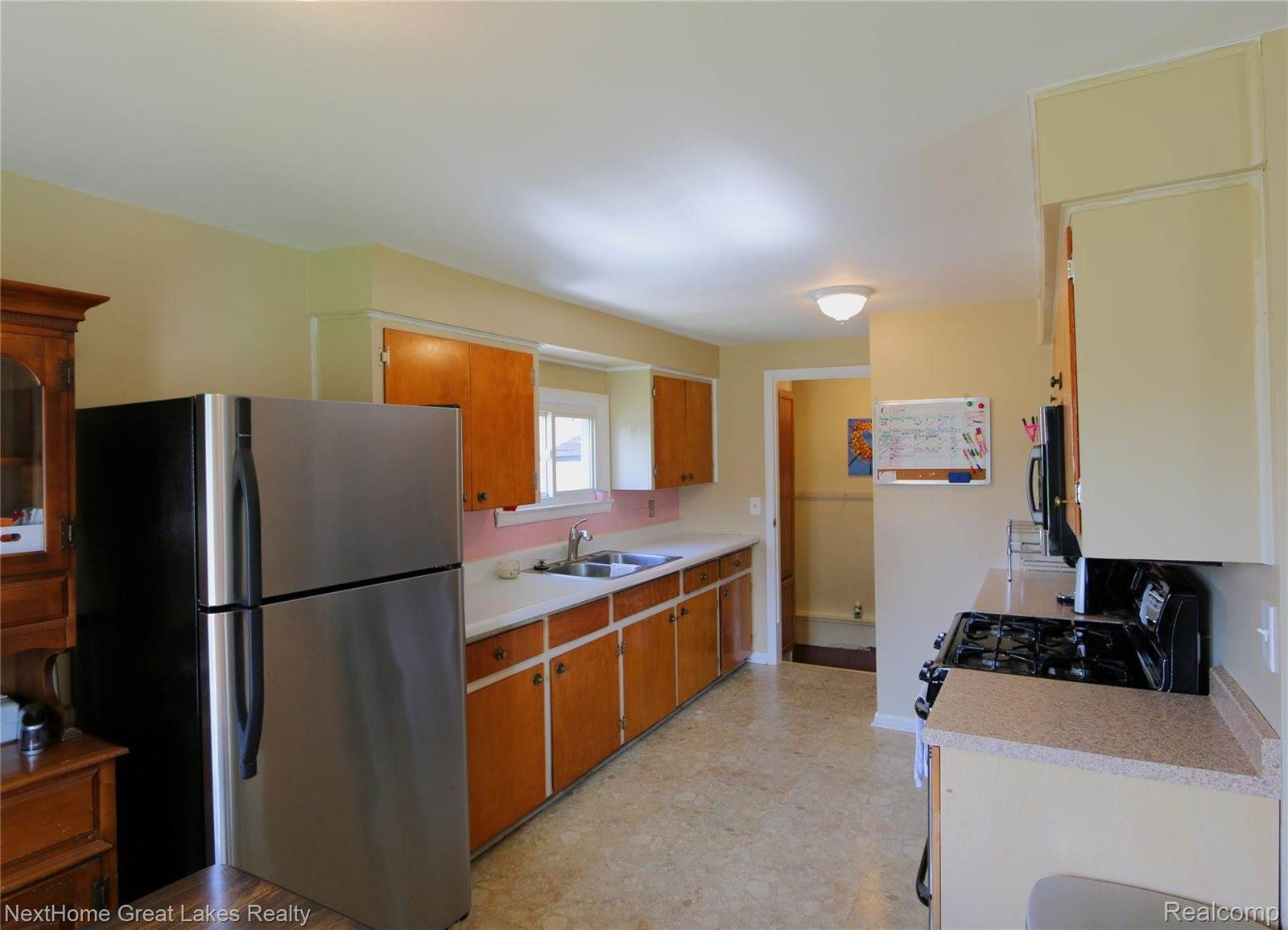 5389 Robin Drive, GrandBlanc, MI 48439