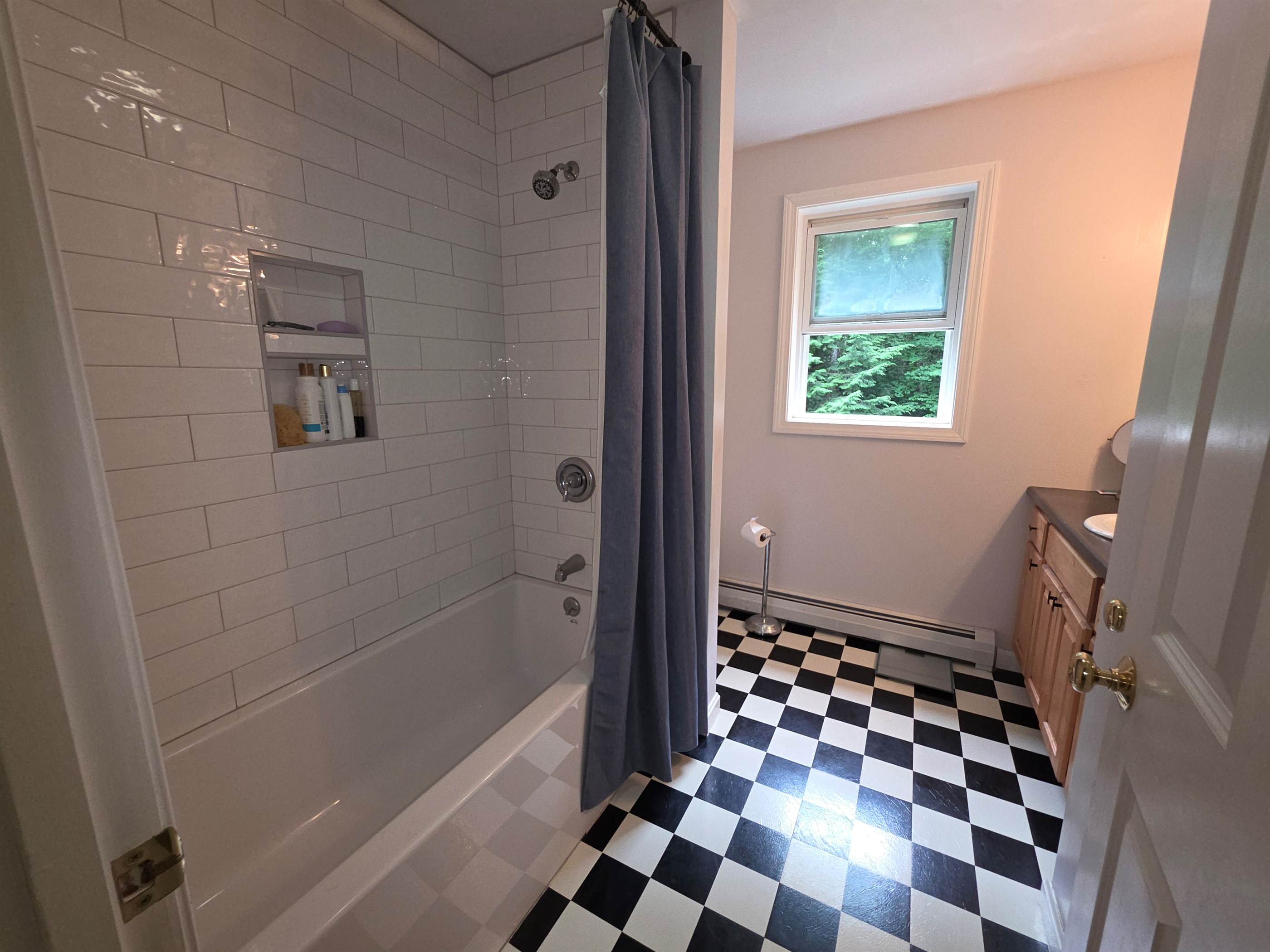 127 Mary Lane, Oakland, ME 04963