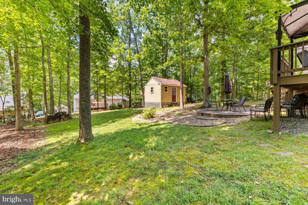 814 Eastover Pkwy, Locust Grove, VA 22508