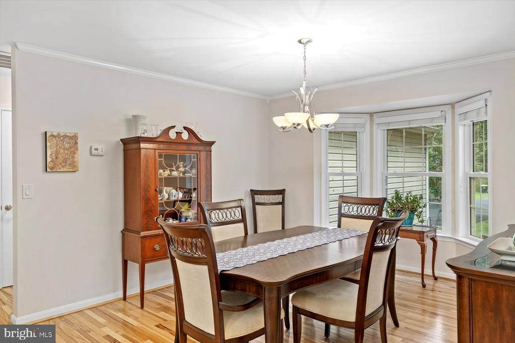 814 Eastover Pkwy, Locust Grove, VA 22508