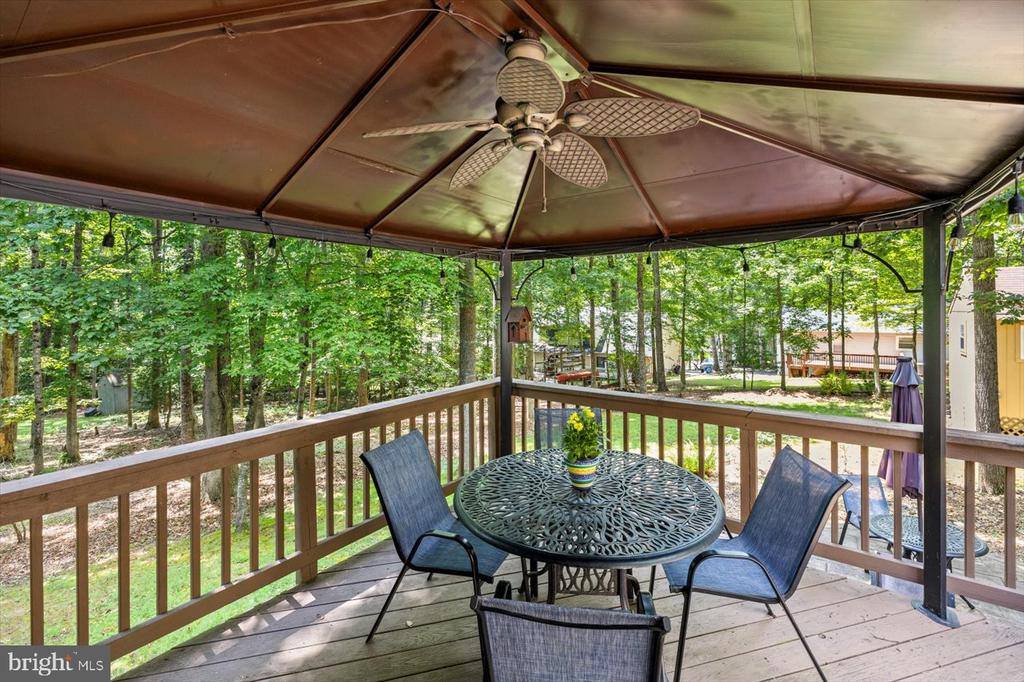 814 Eastover Pkwy, Locust Grove, VA 22508